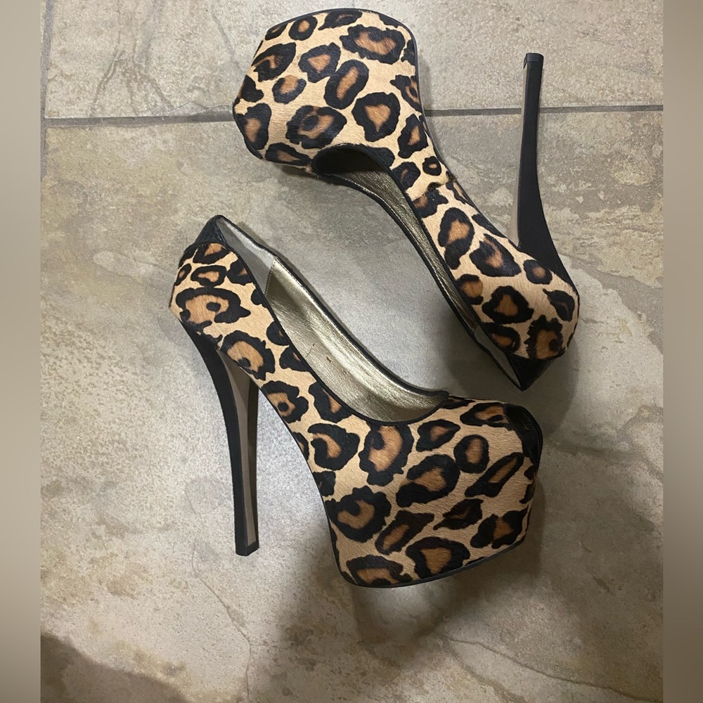 Sam Edelman tiger print platform